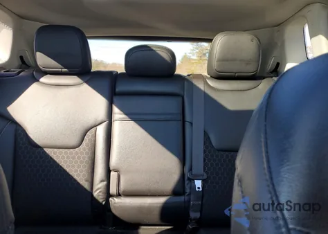 2019 Jeep Compass Latitude z USA, uszkodzony, nr VIN 3C4NJDBBXKT629568